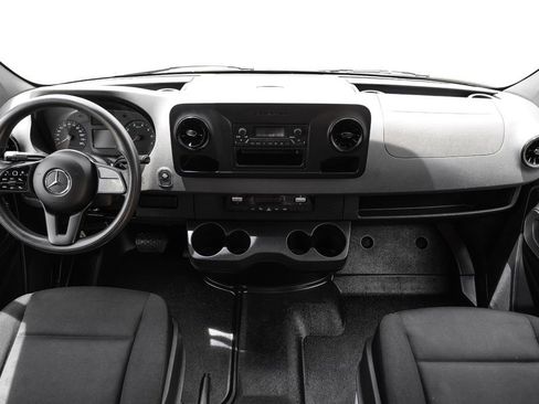 Used 2021 Mercedes-Benz Sprinter 2500 w/ Driver Convenience Package image 10
