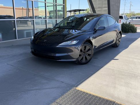 Used 2024 Tesla Model 3 RWD image 2