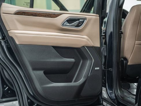 Used 2021 Chevrolet Tahoe Premier image 40