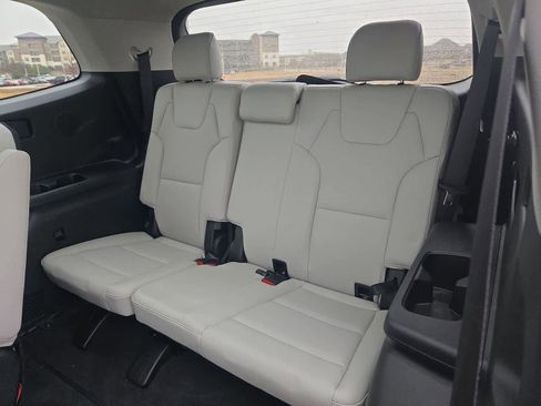 Certified 2024 Kia Telluride SX image 38