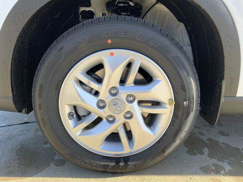 New 2026 Hyundai Venue SE image 11