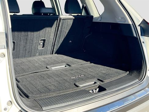 Used 2021 Nissan Rogue SL image 27