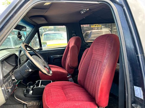 Used 1989 Ford Bronco image 7