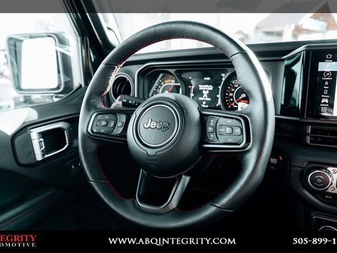 Used 2024 Jeep Wrangler Unlimited Rubicon 392 image 24