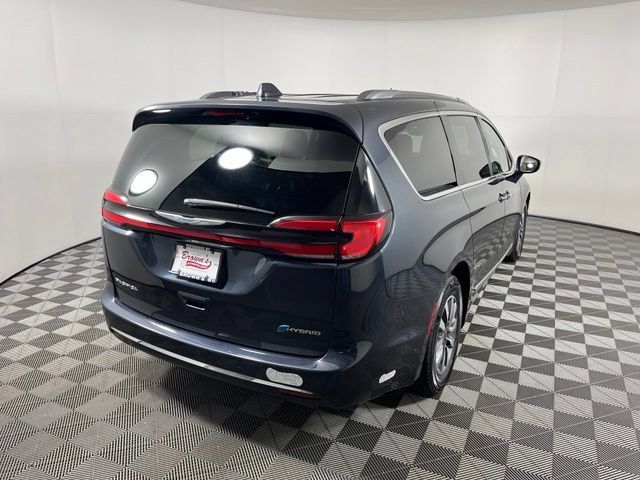 Used 2021 Chrysler Pacifica Limited FWD image 7