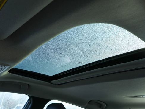 New 2026 Nissan Sentra SR image 9