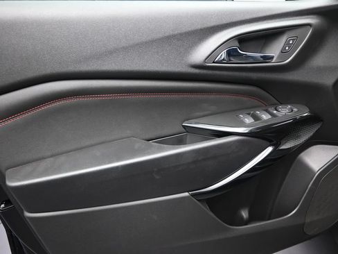 New 2026 Chevrolet Trax RS w/ Sunroof Package FWD image 20