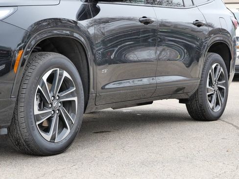 Used 2025 Buick Enclave Sport Touring AWD/4WD image 5
