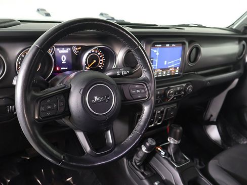 Used 2023 Jeep Gladiator Sport image 21