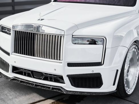Used 2025 Rolls-Royce Cullinan AWD/4WD image 7
