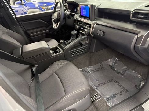 Certified 2025 Toyota 4Runner SR5 AWD/4WD image 10