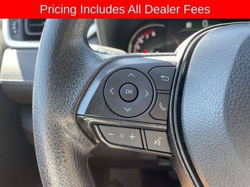 Used 2025 Toyota RAV4 XLE AWD/4WD image 25