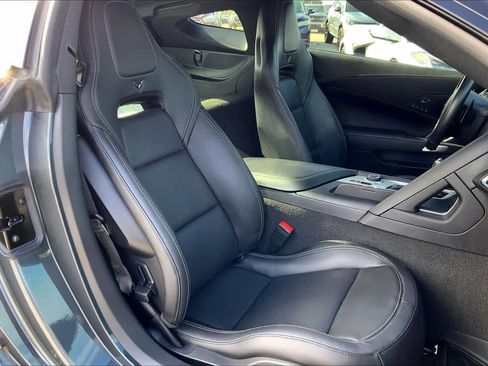 Used 2018 Chevrolet Corvette Grand Sport image 8