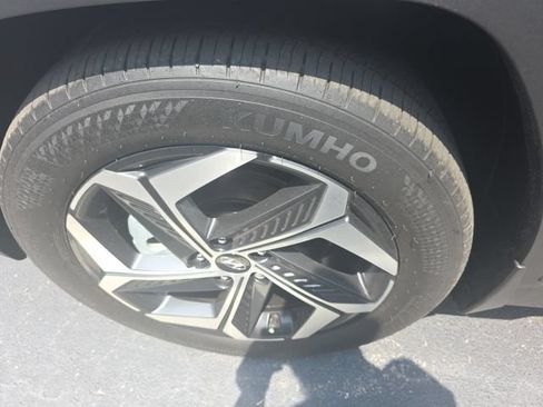 Used 2023 Hyundai Tucson SEL w/ Convenience Package FWD image 7