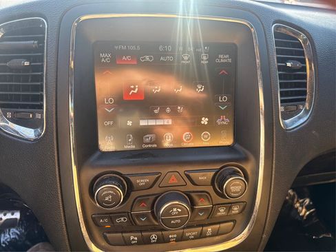 Used 2016 Dodge Durango Citadel w/ Premium Entertainment Group RWD image 22