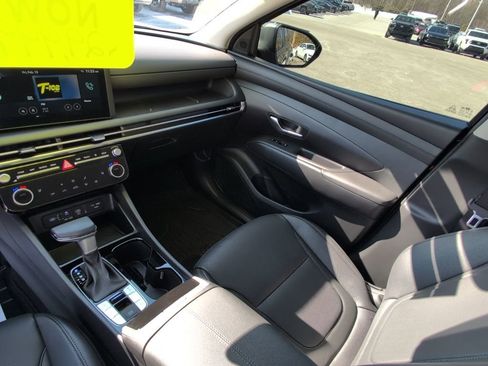 Used 2025 Hyundai Tucson SEL AWD/4WD image 24