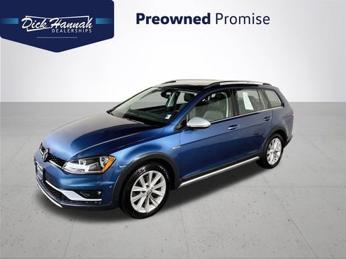 Used 2017 Volkswagen Golf Alltrack SE AWD/4WD image 1