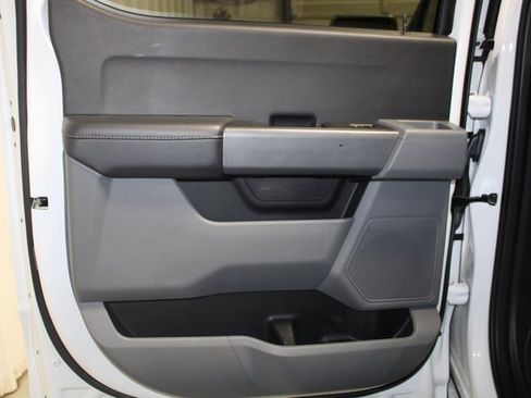 Used 2023 Ford F150 XLT w/ Trailer Tow Package image 15