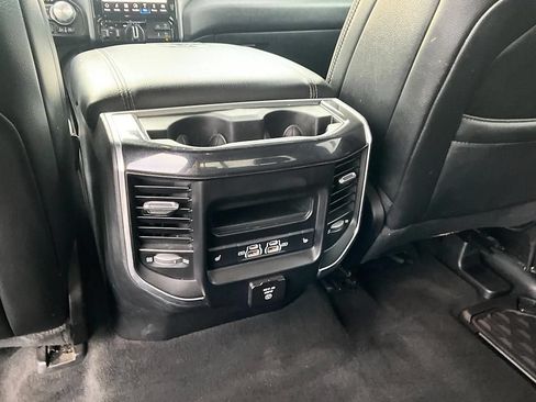 Used 2022 RAM 1500 Laramie AWD/4WD image 29