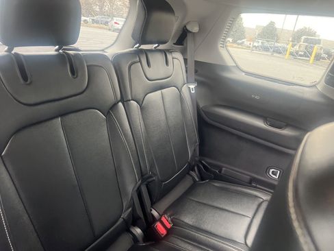 Used 2023 Jeep Grand Cherokee L Limited image 28