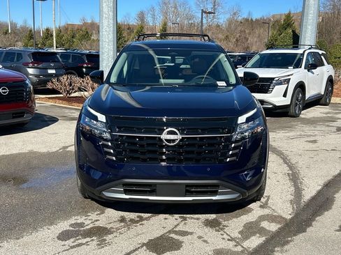 New 2026 Nissan Pathfinder Platinum AWD/4WD image 2