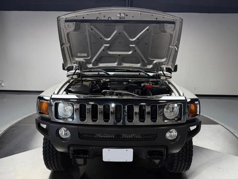 Used 2007 HUMMER H3 AWD/4WD image 10