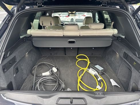 Used 2024 BMW X5 xDrive50e w/ Executive Package image 11