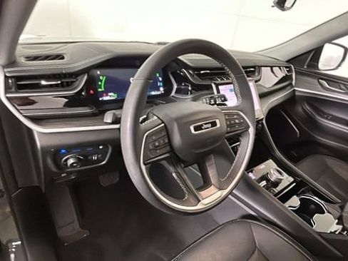 Used 2022 Jeep Grand Cherokee Limited 4xe AWD/4WD image 14