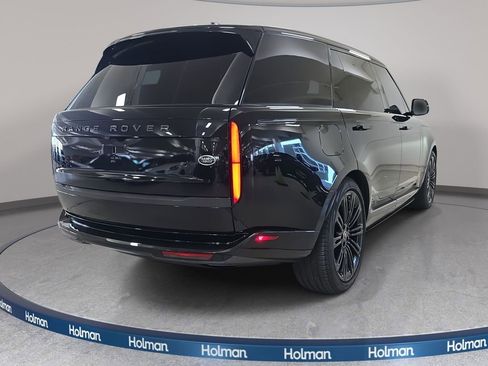 Used 2023 Land Rover Range Rover Long Wheelbase SE image 7