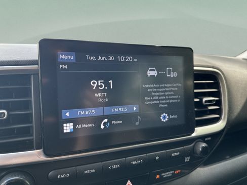 Used 2020 Hyundai Venue SEL w/ Convenience Package FWD image 12