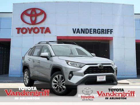 Used 2021 Toyota RAV4 XLE Premium FWD image 1