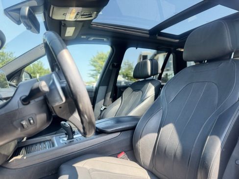 Used 2018 BMW X5 xDrive50i image 17