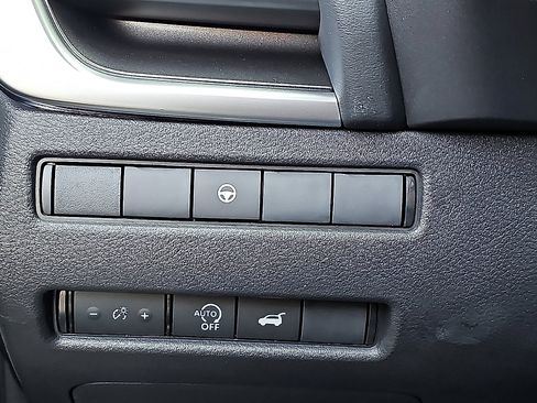 New 2026 Nissan Rogue SV AWD/4WD image 16