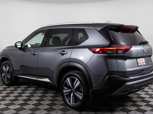 Used 2023 Nissan Rogue SL w/ SL Premium Package image 12