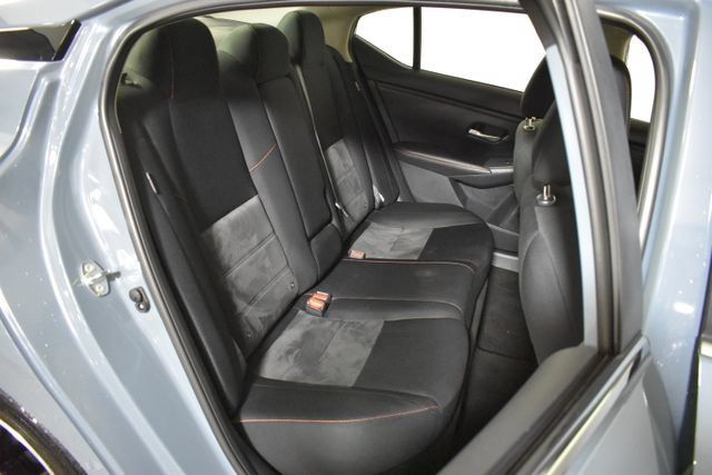 Certified 2024 Nissan Sentra SR FWD image 30