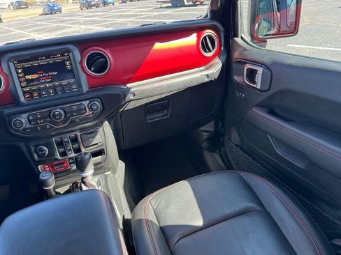 Used 2023 Jeep Gladiator Rubicon w/ LED Lighting Group image 15