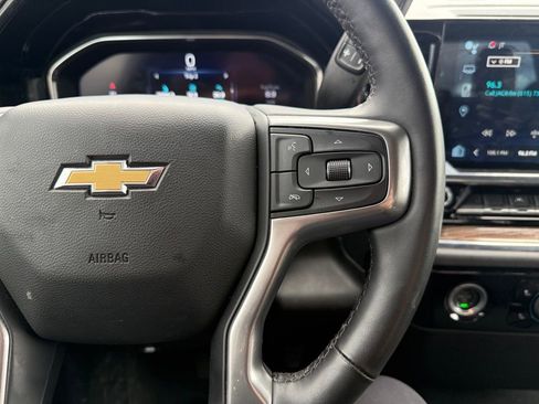 Used 2024 Chevrolet Silverado 1500 LT image 11