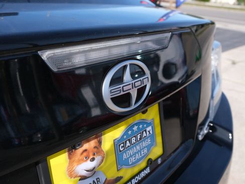 Used 2015 Scion tC image 13