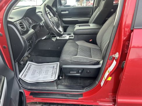 Used 2016 Toyota Tundra SR5 image 10