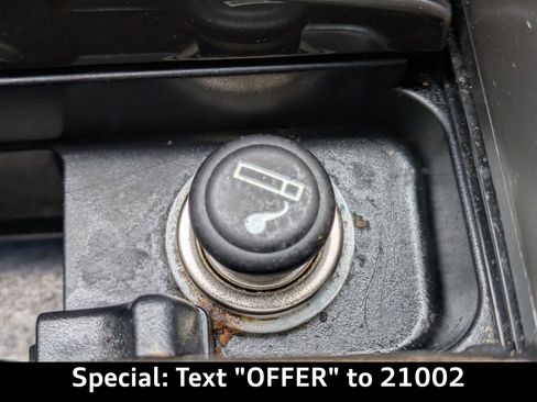 Used 2015 Lexus IS 250C w/ Luxury Package image 24