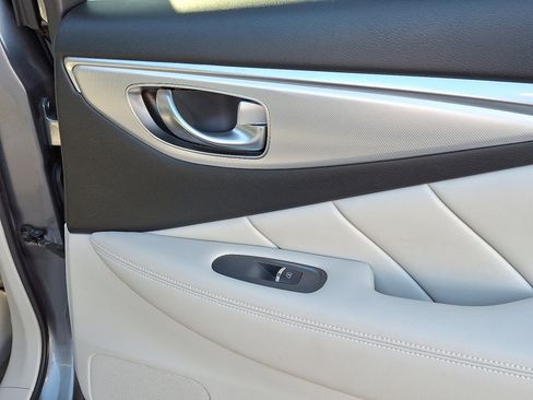 Used 2019 INFINITI Q50 Luxe w/ Essential Package (3.0T Luxe) image 14