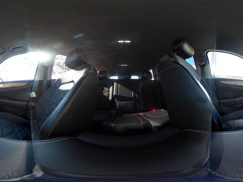 Used 2025 Volkswagen Atlas SE image 43