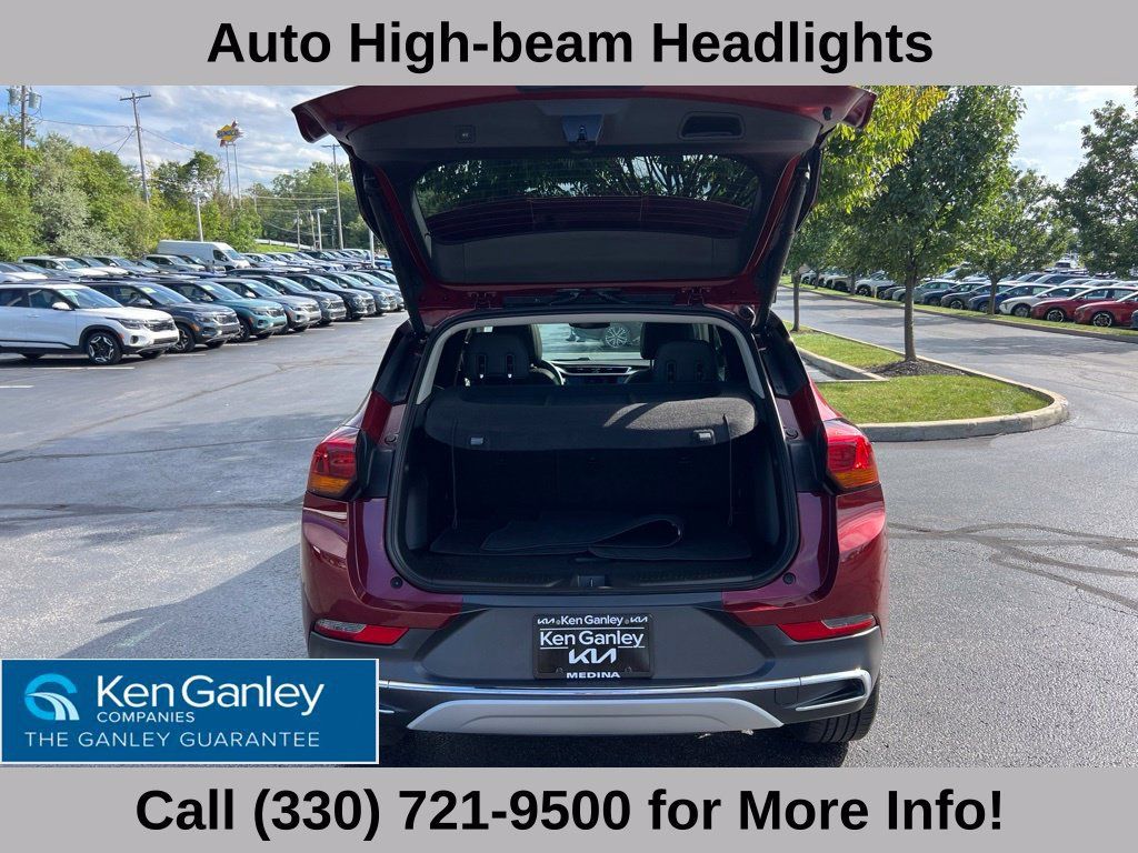 Used 2023 Buick Encore GX Essence w/ Experience Buick Package FWD image 47