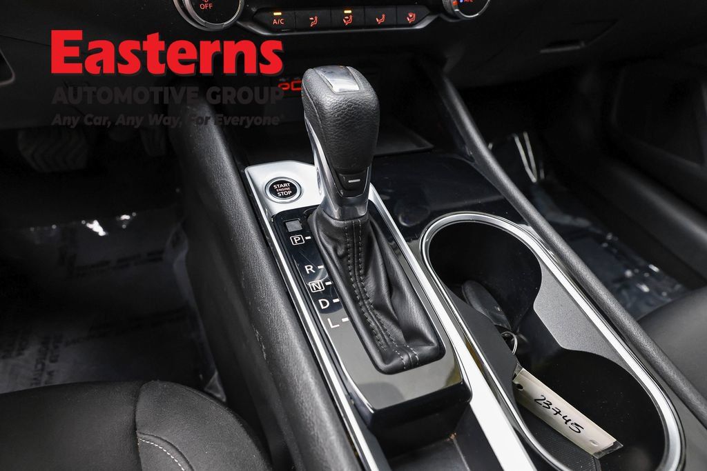 Used 2024 Nissan Altima 2.5 SV FWD image 15