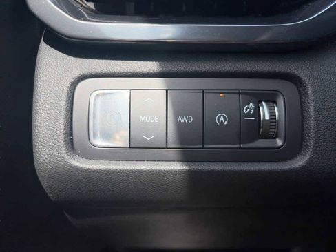 Used 2025 GMC Acadia AT4 w/ LPO, Floor Liner Package AWD/4WD image 25