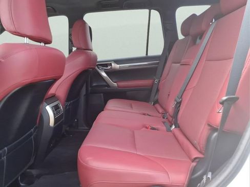 Used 2020 Lexus GX 460 Premium w/ Premium Package AWD/4WD image 22