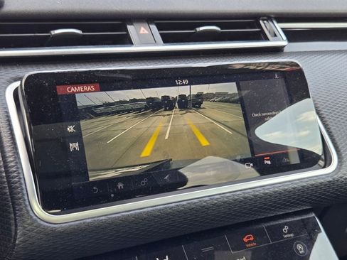 Used 2018 Land Rover Range Rover Velar R-Dynamic SE image 13