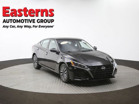 Used 2024 Nissan Altima 2.5 SV image 49