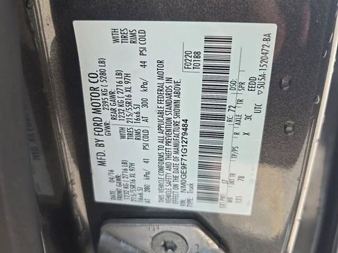 Used 2016 Ford Transit Connect XLT FWD image 21