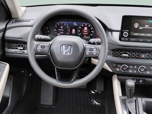 New 2025 Honda Accord SE image 14